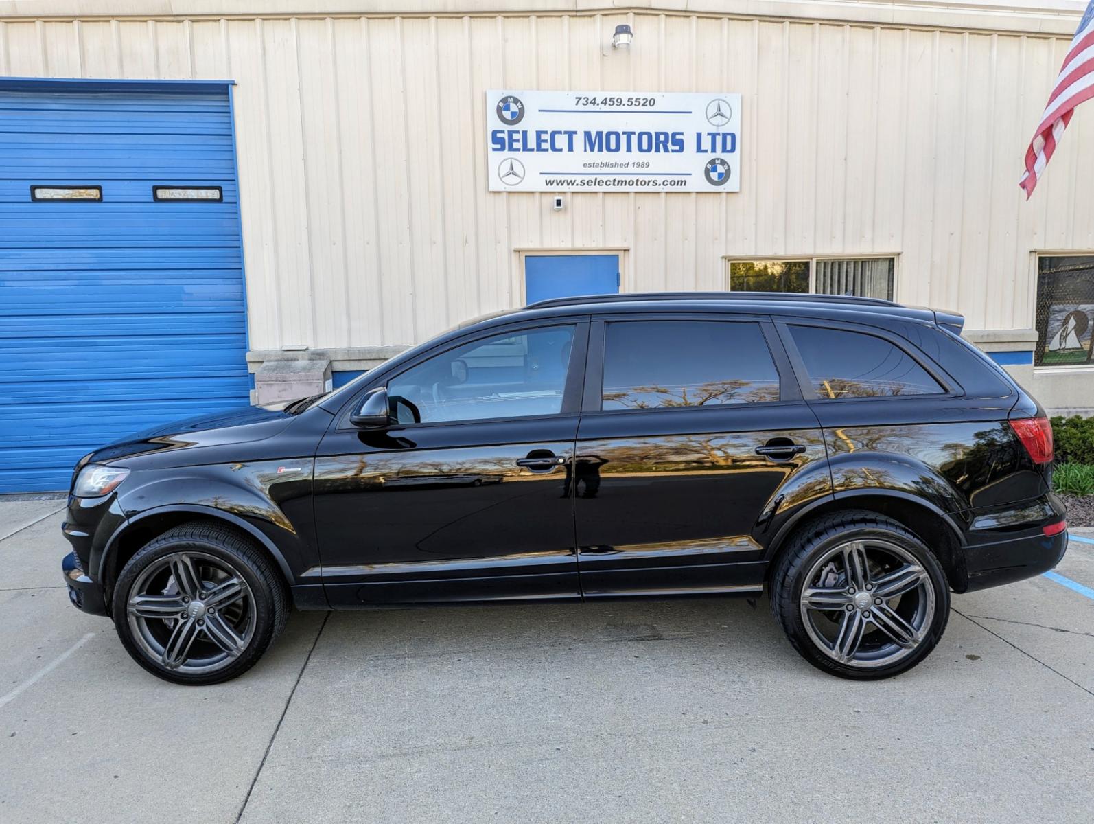 2015 Black /Black Leather Audi Q7 (WA1DGAFE5FD) with an 3.0L V6 F DOHC 24V engine, Automatic transmission, located at 603 Amelia Street, Plymouth, MI, 48170, (734) 459-5520, 42.378841, -83.464546 - Vehicles shown by appointment - Please call ahead - 734-459-5520, text 734-658-4573 or contact us via our web site at: http://www.selectmotors.com for complete Inventory, Photos, Videos and FREE Carfax Reports. 2015 Audi Q7 3.0T S Line Prestige. Black/black leather interior, 126K miles, a - Photo #1